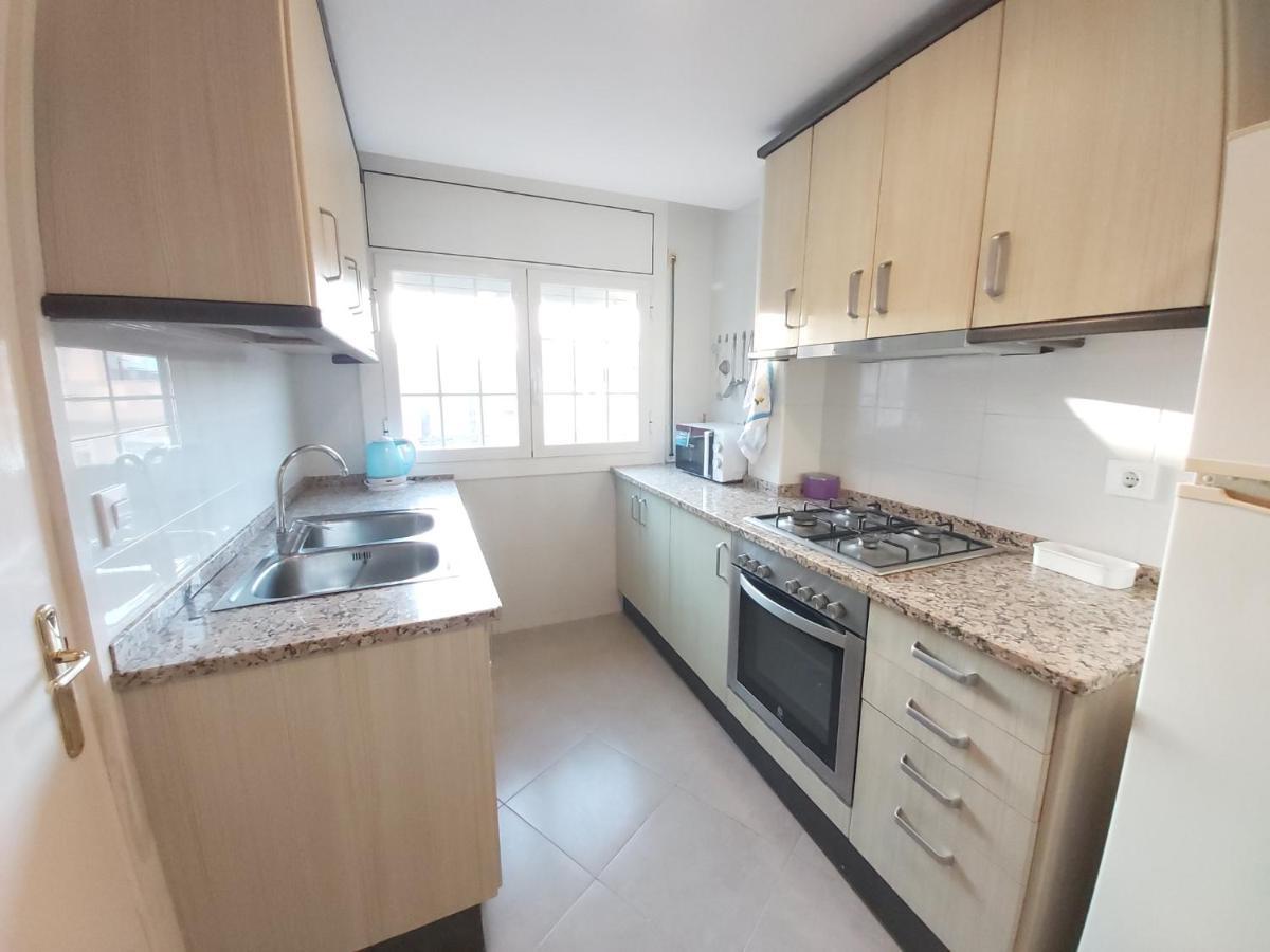 Diana Apartamento Con Terraza Muy Cerca Del Mar Pineda de Mar Ngoại thất bức ảnh